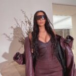 Kim Kardashian Tits In Cleavage 6 Photos