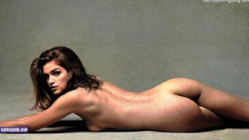 Cindy Crawford Nude and Sexy Pictures