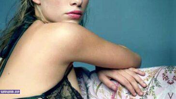 Martina Stella Topless and Hot Pics