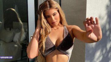 Kylie Jenner Sexy In A Soft Velvet Swimsuit 4 Photos