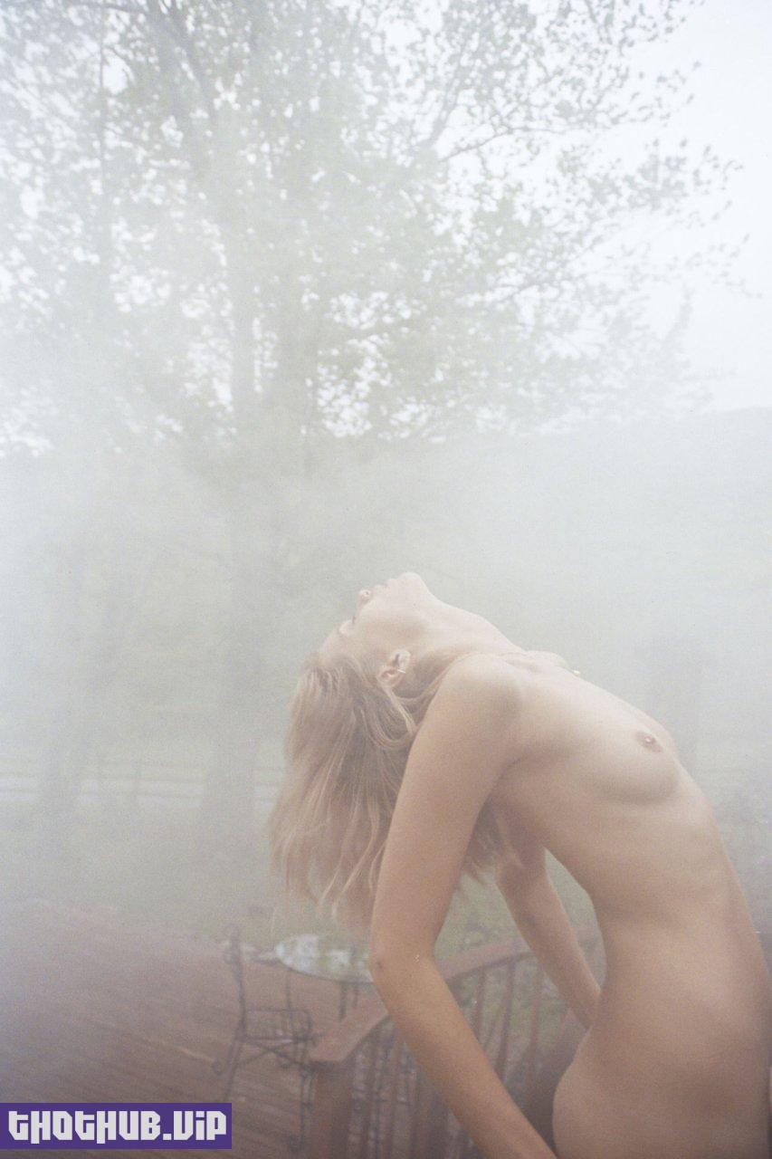 Model Abbey Lee Kershaw Leaked Nudes