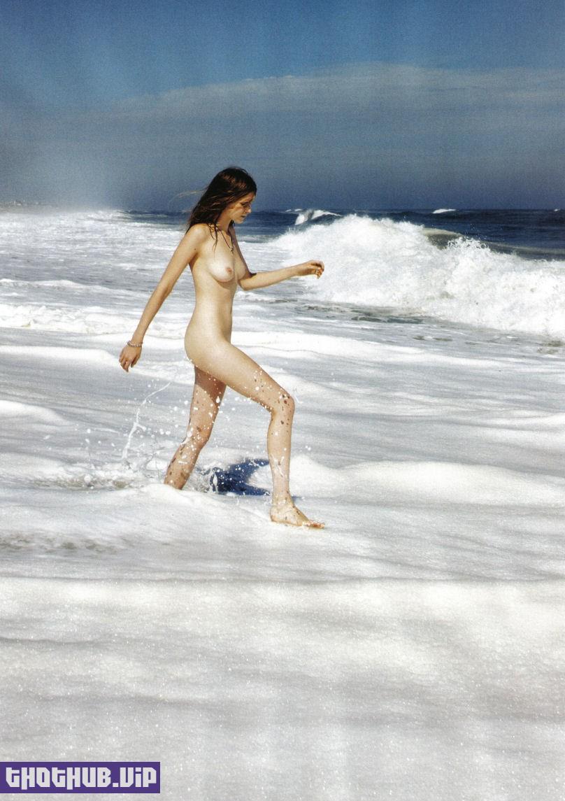Model Abbey Lee Kershaw Leaked Nudes