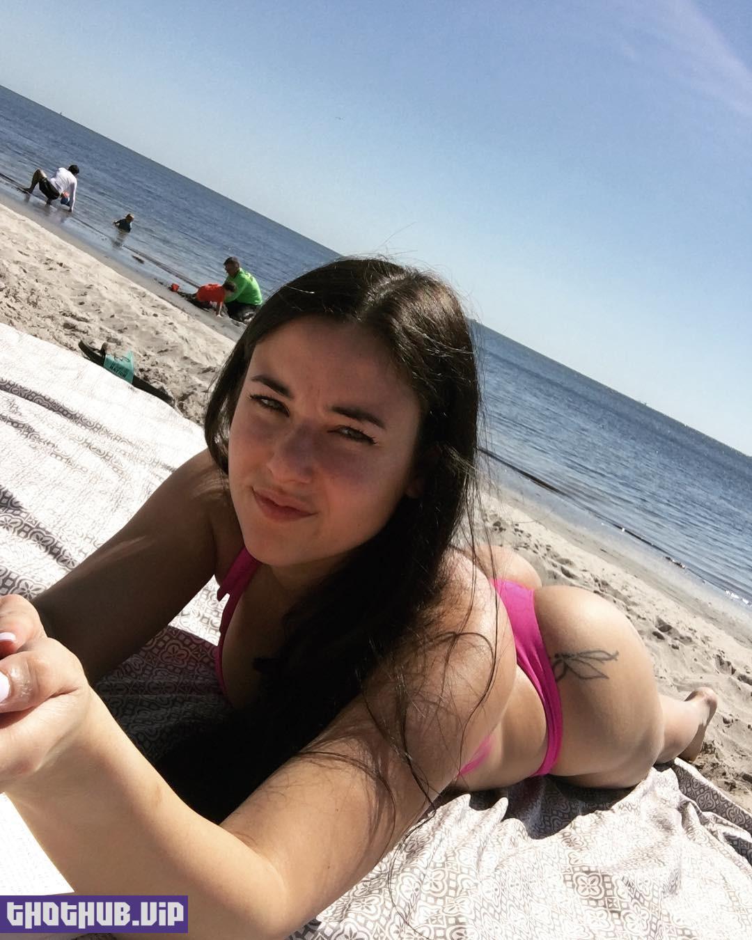 Angie Varona Leaked Nude Selfies