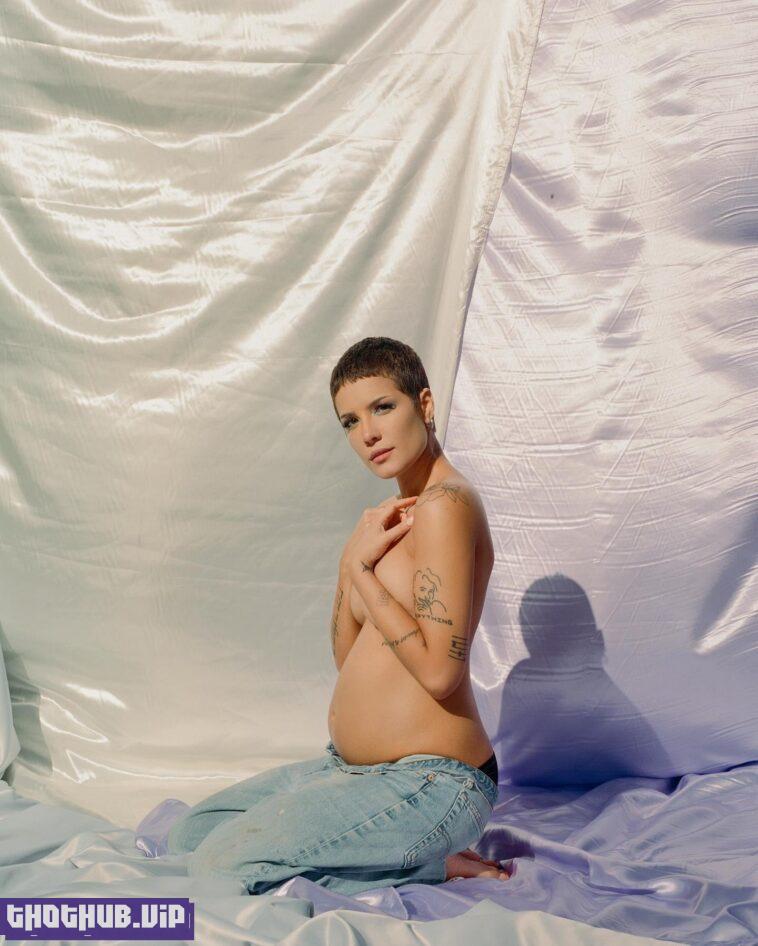 Halsey Topless Pregnant 3 Photos