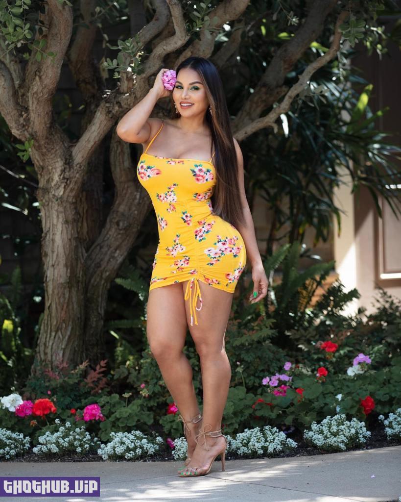 1668917114 523 Dolly Castro %E2%80%93 the body of the beautiful instagrammer