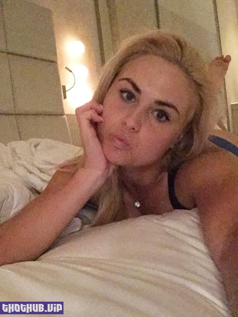 Pro golfer Carly Booth nude leaked selfies The Fappening 2017