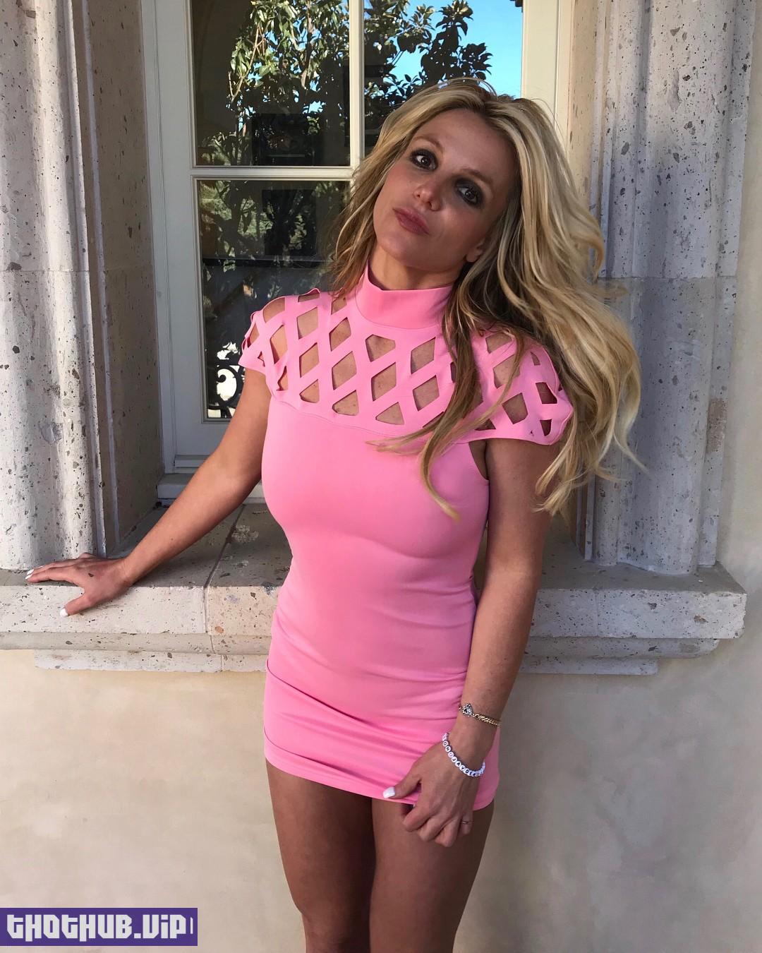 Britney Spears Sexy in Tight Dress