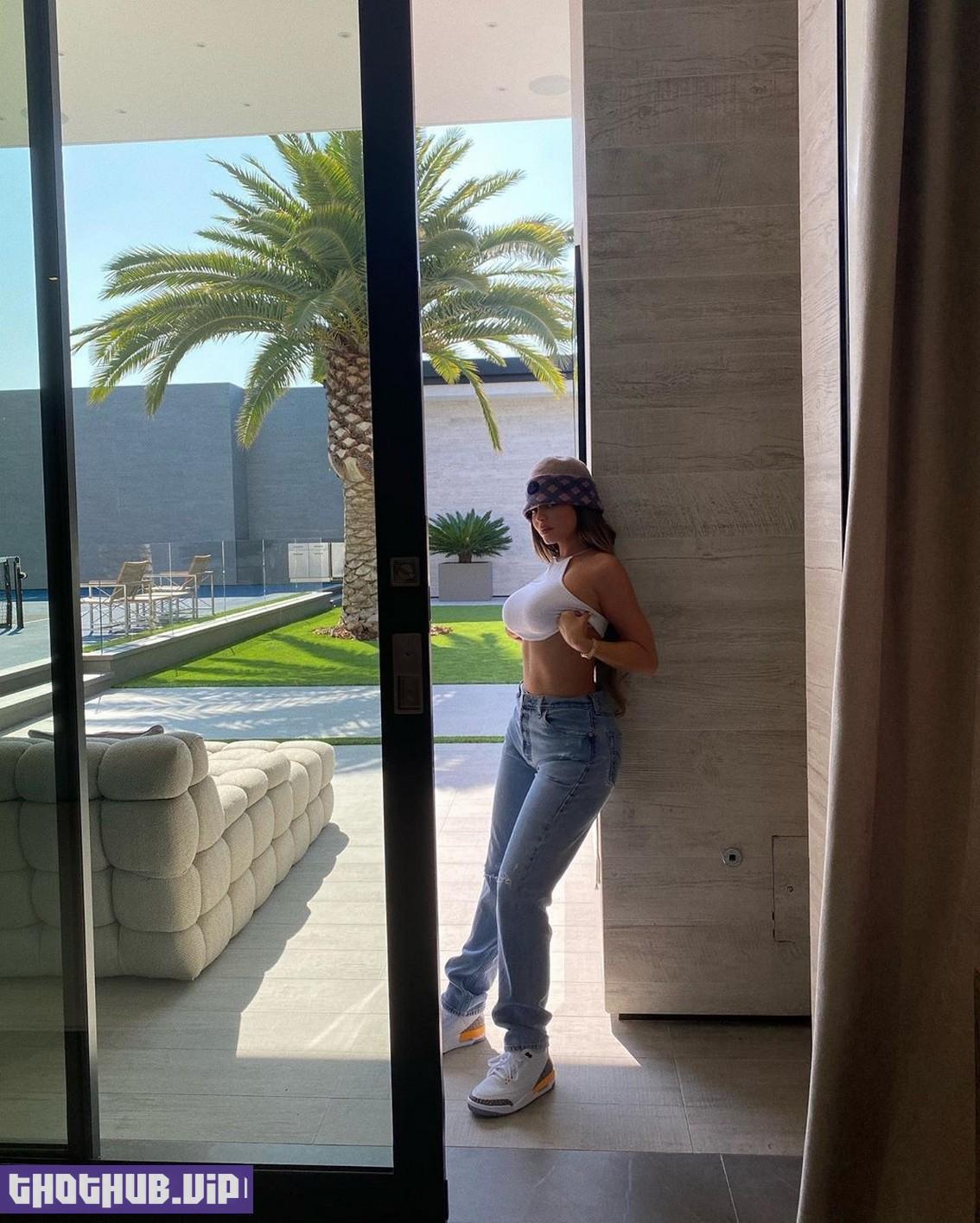 Kylie Jenner Showed Off Big Tits In A White Top