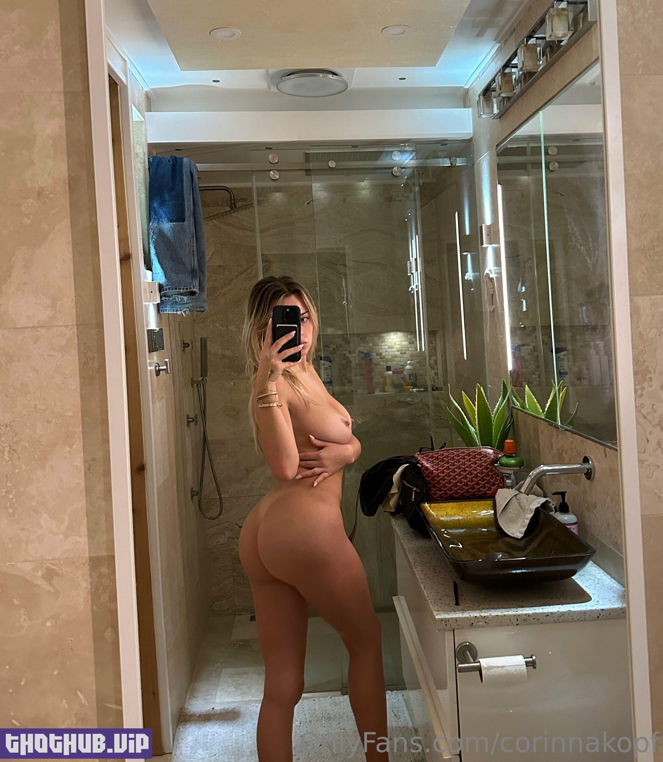 Corinna Kopf bathroom selfie