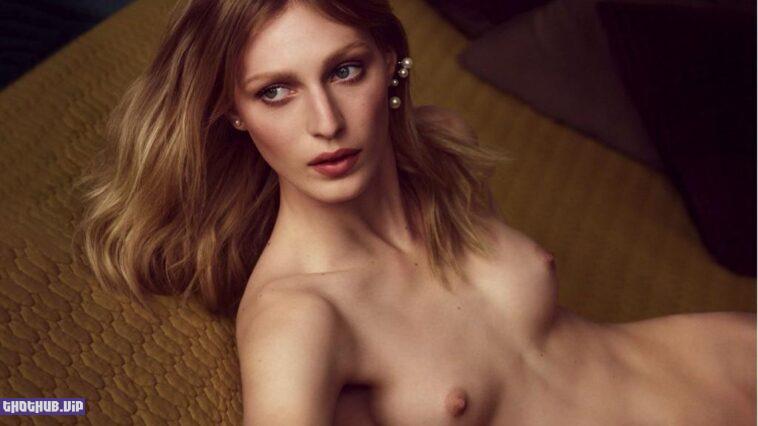 Julia Nobis Topless Photo