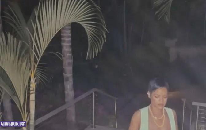 Rihanna Undresses In The Rain 15 Photos And Video