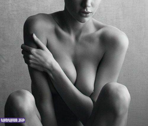 Charlotte McKinney Nude BW And Color 25 Photos