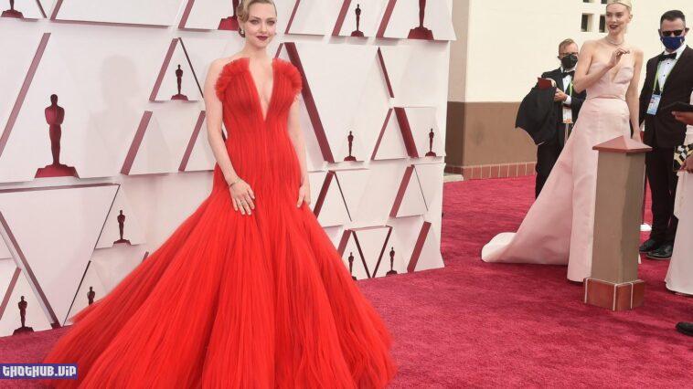 Amanda Seyfried Sexy At Academy Awards 15 Photos And Video