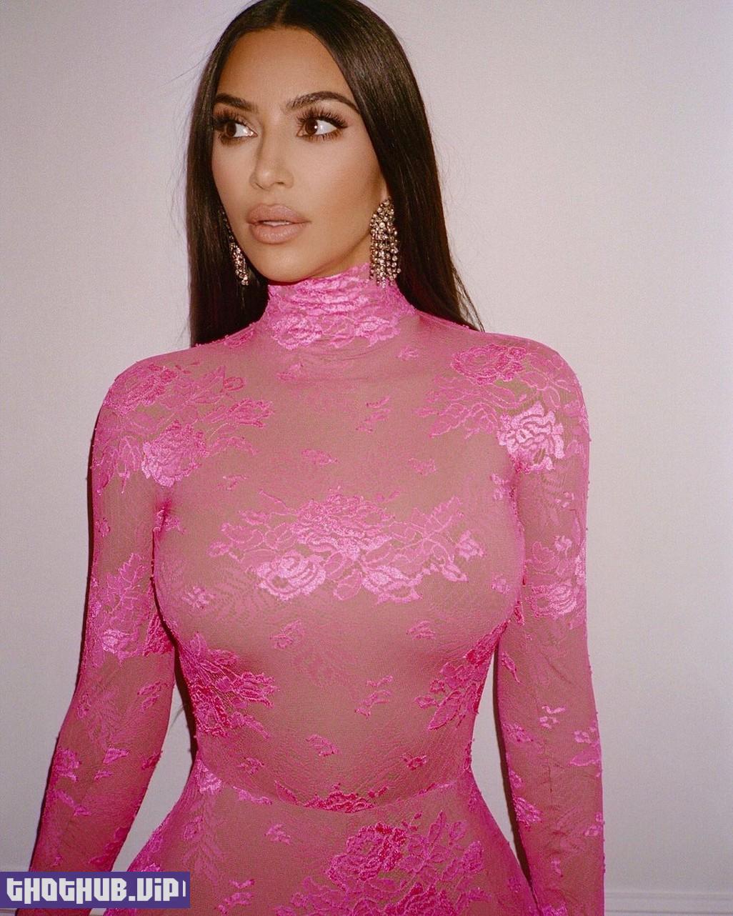 Kim Kardashian Hot 5 Photos