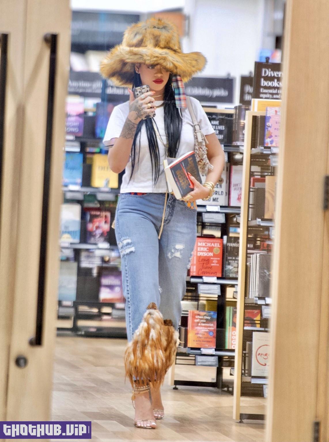 Rihanna Sexy In The Bookstore 19 Photos