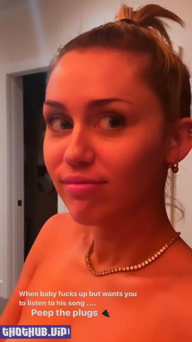Miley Cyrus Naked Tits 5 Photos Video