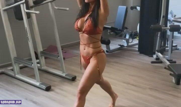 Nicole Scherzinger Workout In A Bikini 11 Photos And Video