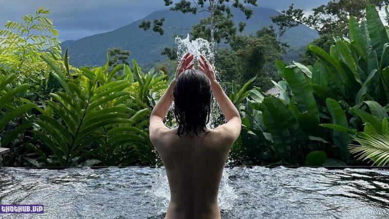 Alexandra Daddario Naked In Pool 2 Photos