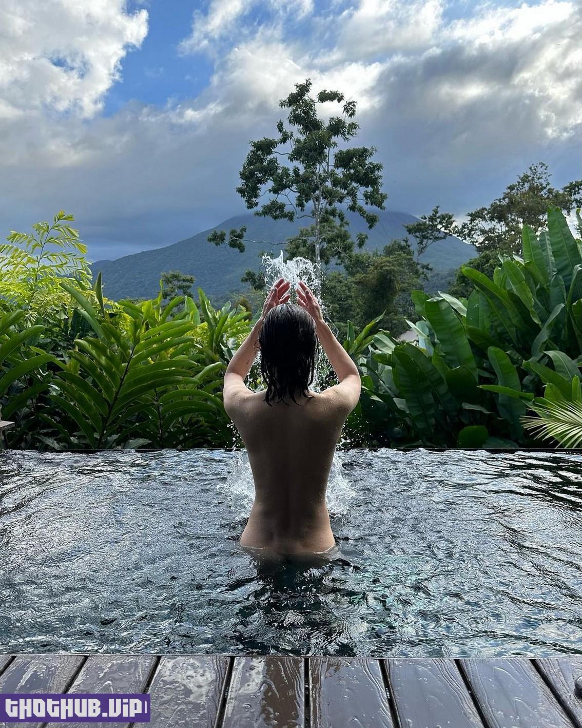 Alexandra Daddario Naked In Pool 2 Photos