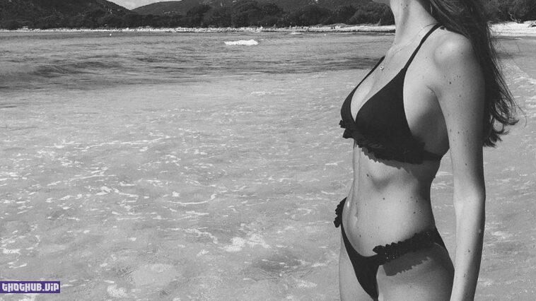 Julie Ferreri And Her Sexiest Bikinis Of This Summer 11