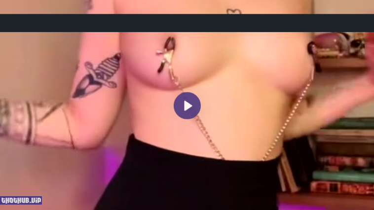 Screenshot 2024 04 03 at 09 18 02 Hot Karma Bae Nipple Clamps Striptease Onlyfans Video Leaked On Thothub