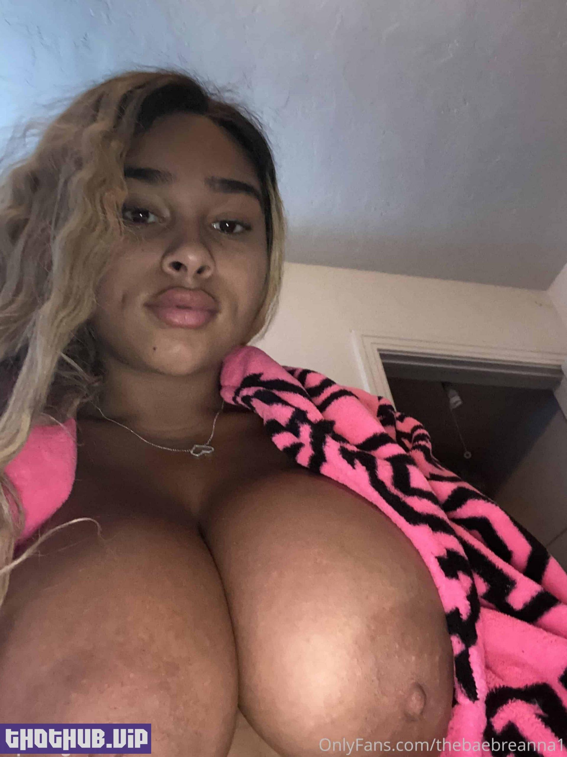 1660993253 34 Thebae Breanna %E2%80%93 Thick Ebony With Huge Tits Onlyfans Nudes