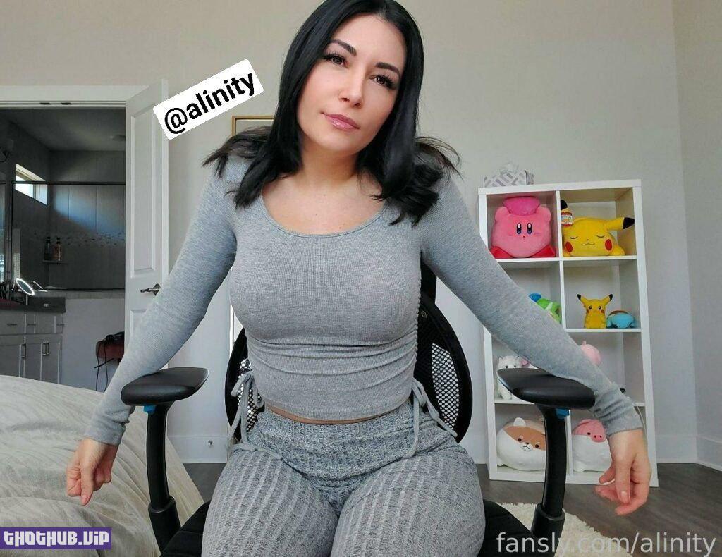 1661047845 926 alinity Twitch onlyfans collection