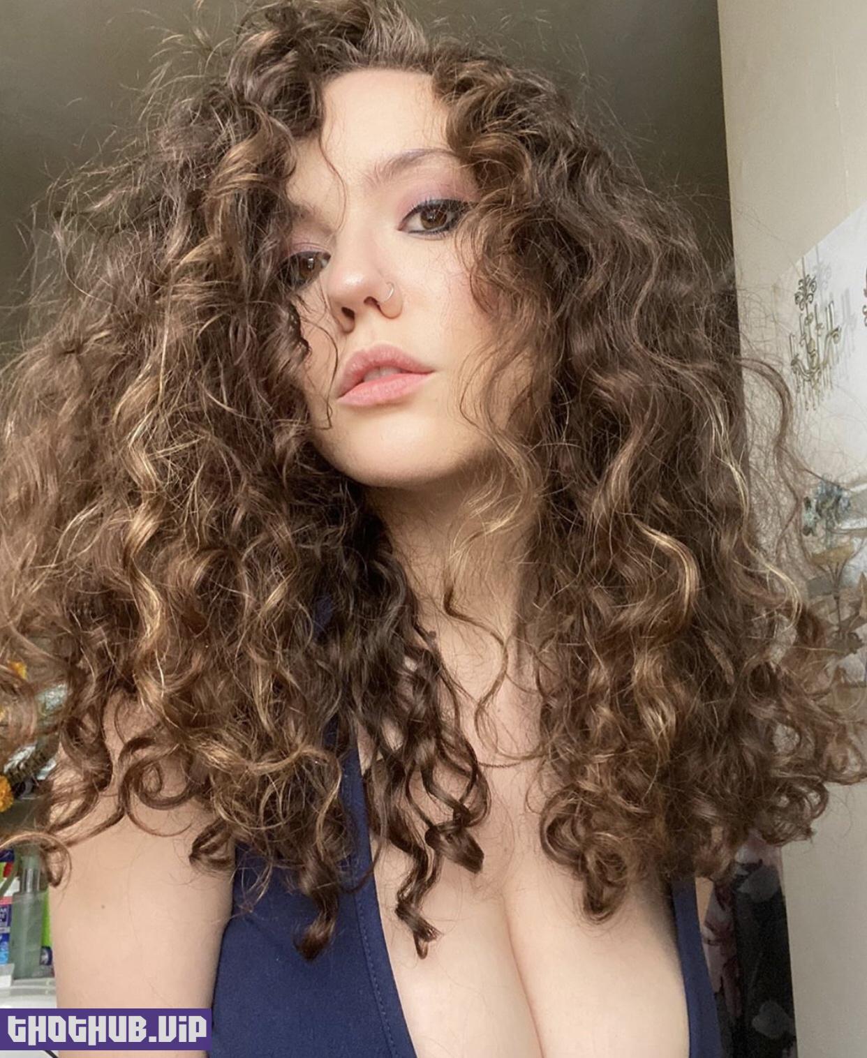 1661581851 602 Laura Earnesty %E2%80%93 Busty Curly Hair Girl Nudes