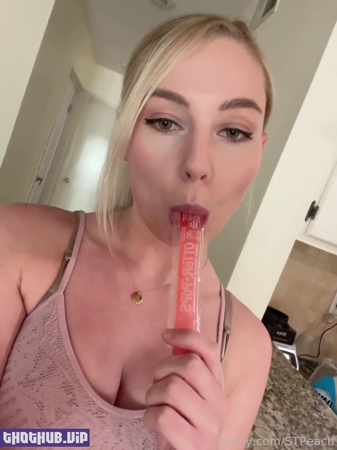 STPeach Popsicle Sucking Fansly Video Leaked