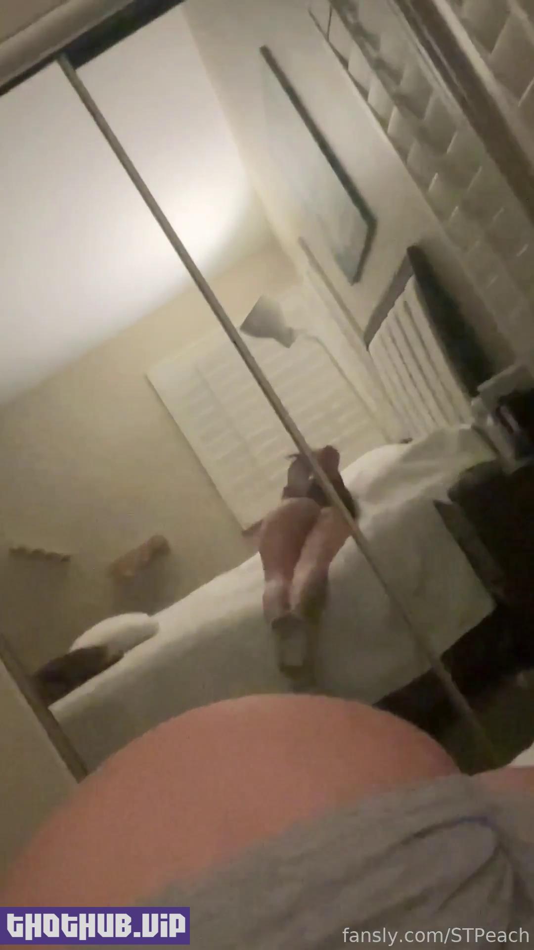 1662832739 781 STPeach Grey Booty Shorts Onlyfans Video Leaked