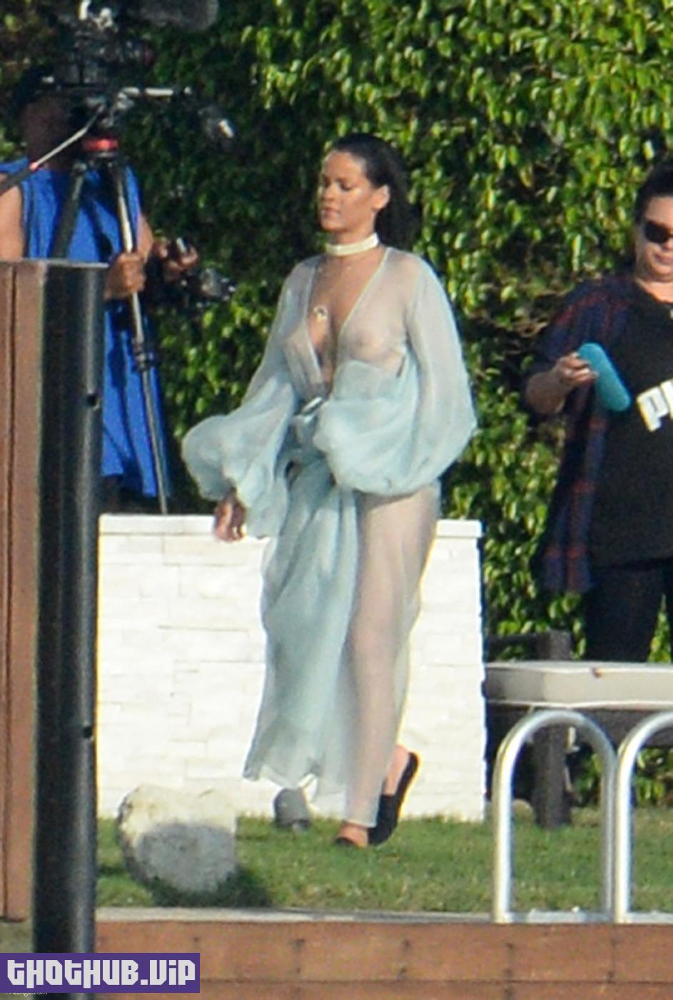 Rihanna Sexy Bikini Robe Nipple Slip Photos Leaked 11