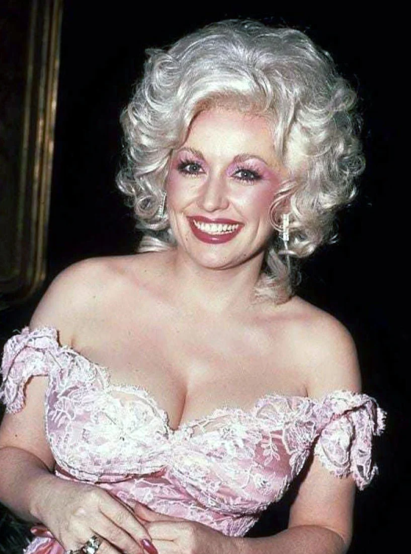 1708569032 522 Sexy Dolly Parton Playboy Vintage Photo Collections.webp