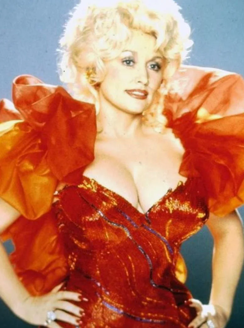 1708569057 624 Sexy Dolly Parton Playboy Vintage Photo Collections.webp