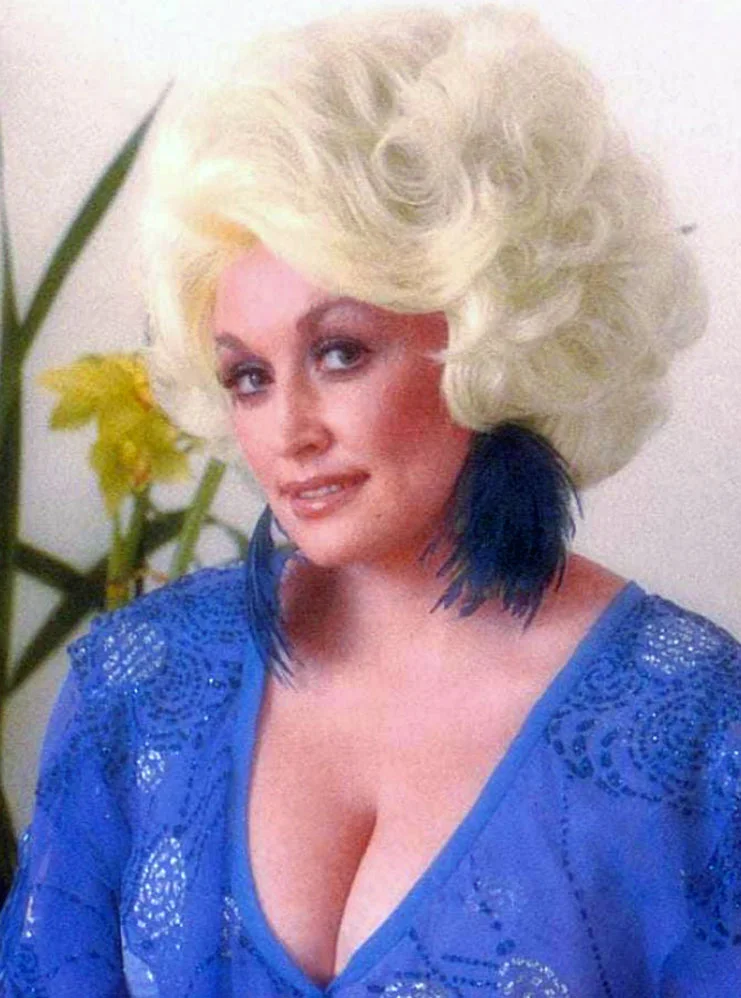 1708569060 439 Sexy Dolly Parton Playboy Vintage Photo Collections.webp