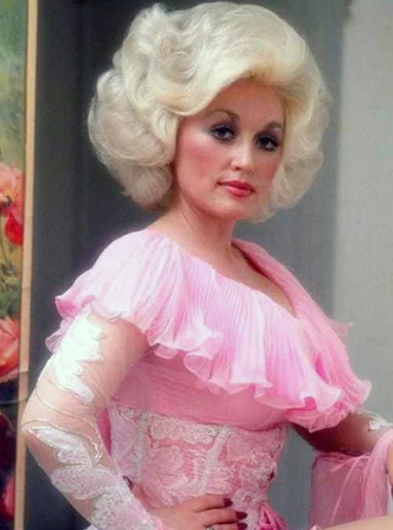 1708569088 339 Sexy Dolly Parton Playboy Vintage Photo Collections.webp