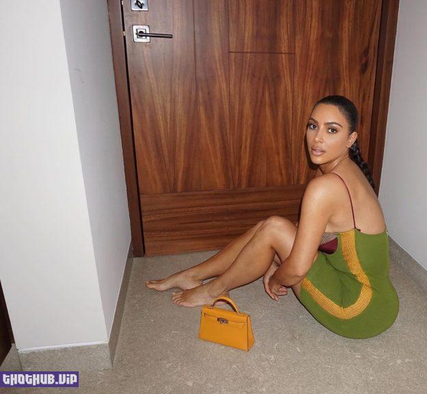 1661830086 172 Kim Kardashian Tits In Cleavage 6 Photos
