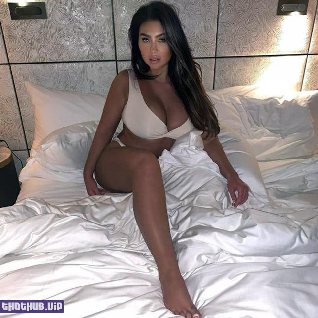 Lauren Goodger Nude and Sexy Photo Collection