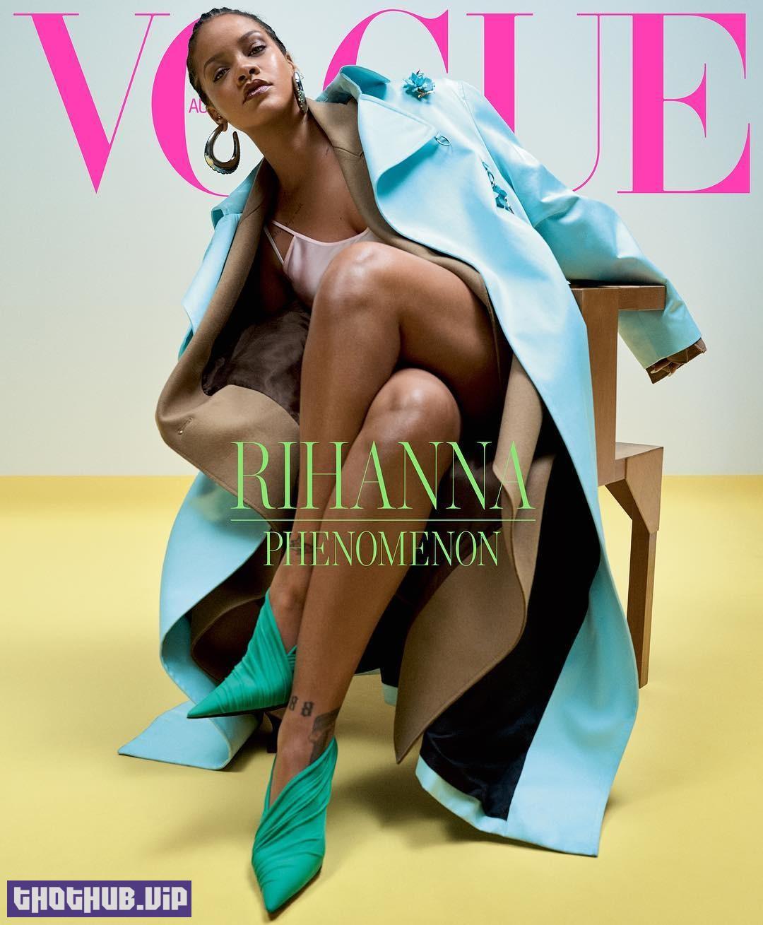 1662835393 581 Rihanna TheFappening Sexy Vogue 9 Photos