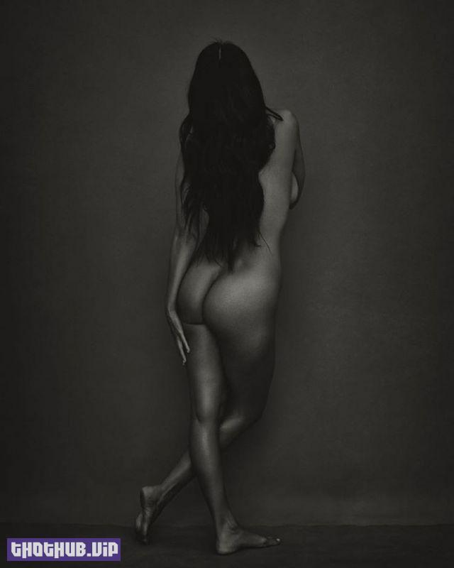 Kourtney Kardashian Nude Great Ass For Spanking