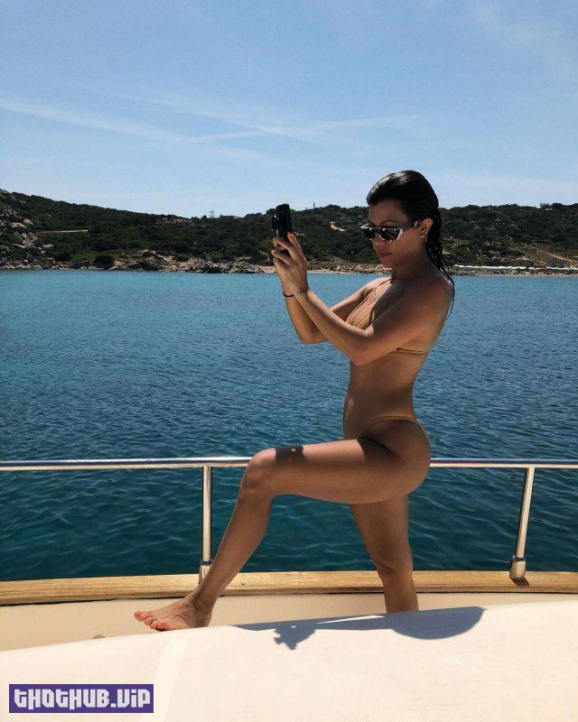 1663125533 249 Kourtney Kardashian Nude Great Ass For Spanking