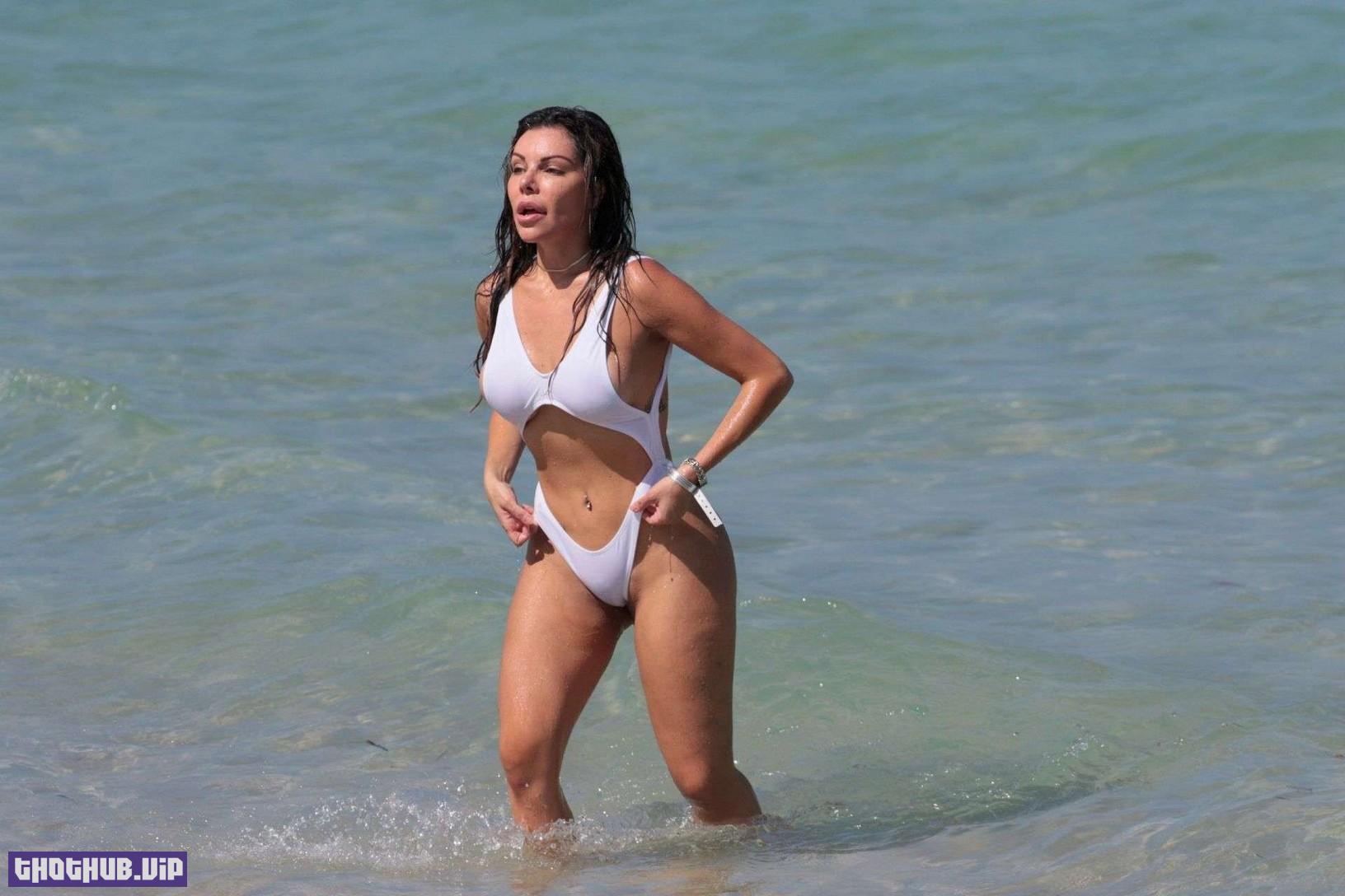 1663271971 6 Liziane Gutierrez Big Ass In White Bikini 9 Photos