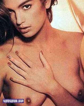 1663599437 496 Cindy Crawford Nude and Sexy Pictures
