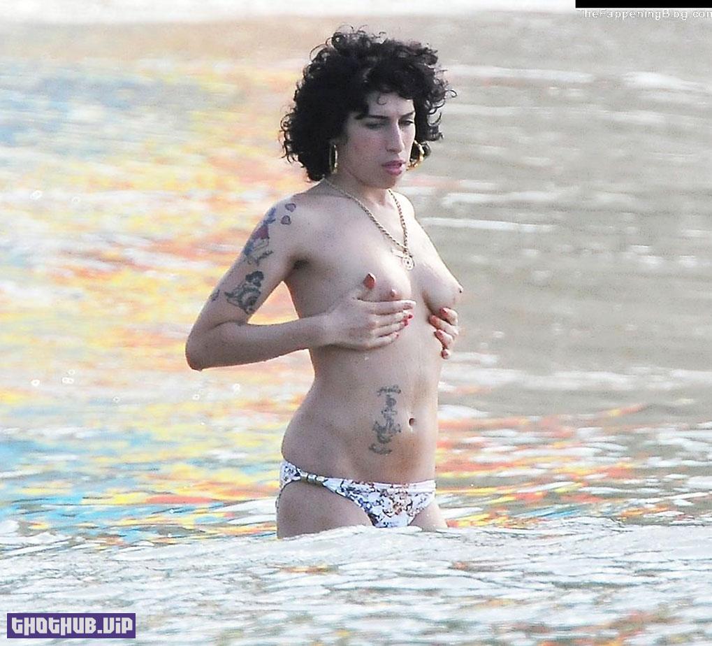 1664158799 578 Amy Winehouse Nude and Hot Collection %E2%80%93 2021