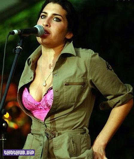 1664158815 422 Amy Winehouse Nude and Hot Collection %E2%80%93 2021