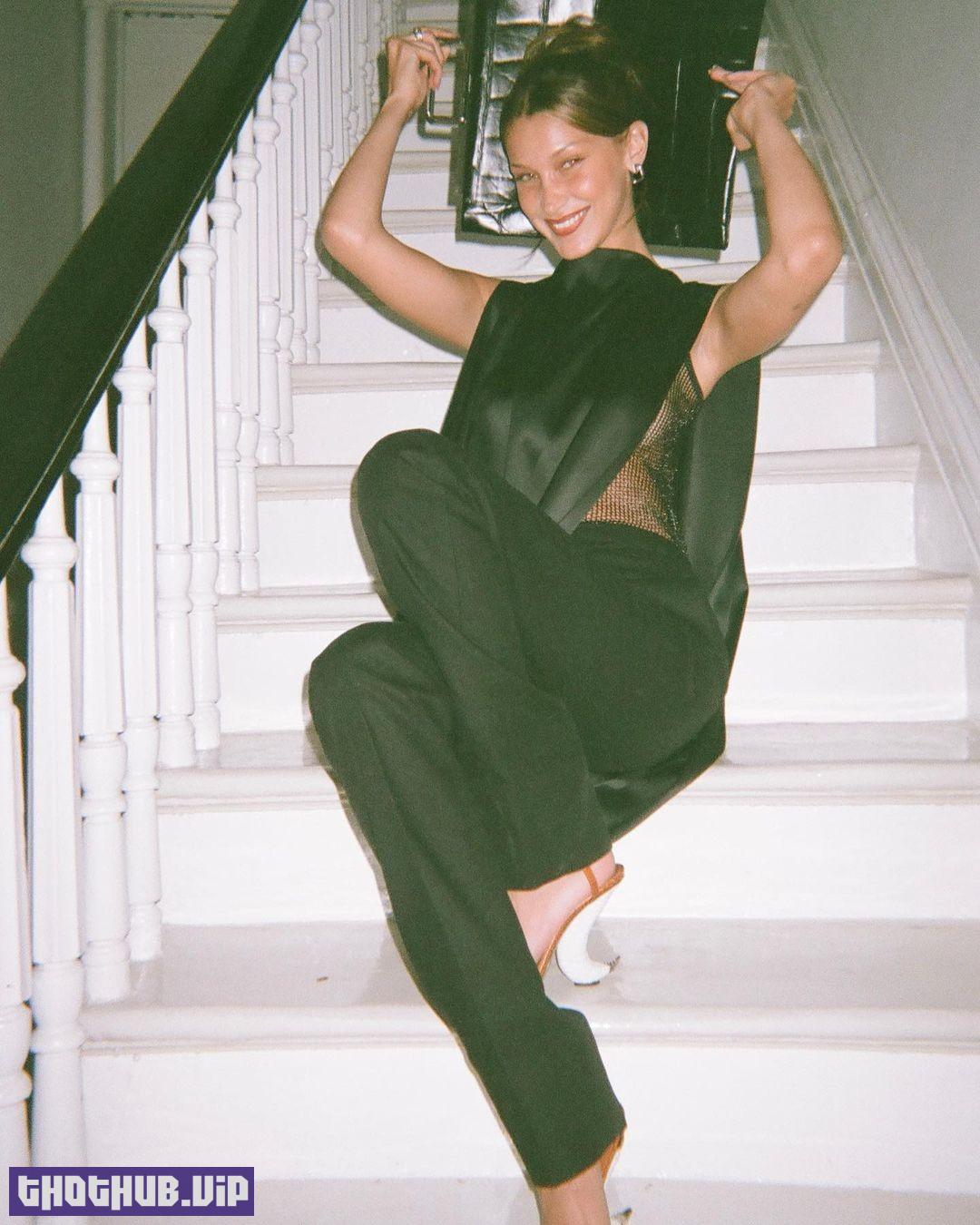 Bella Hadids Tits In Givenchy 9 Photos