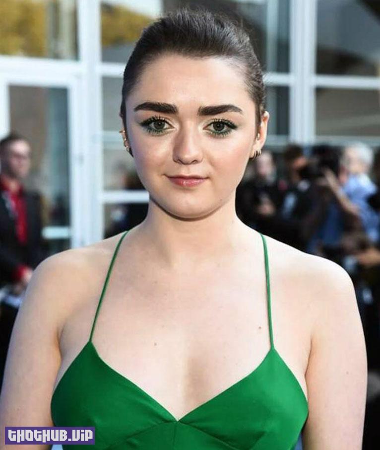 1664397974 57 Maisie Williams Nude Leaked and Sexy Pics