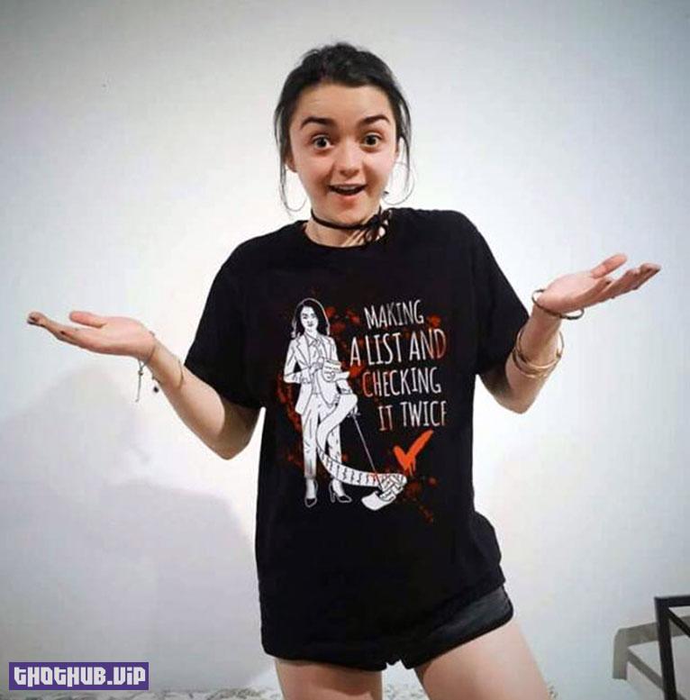 1664397989 687 Maisie Williams Nude Leaked and Sexy Pics