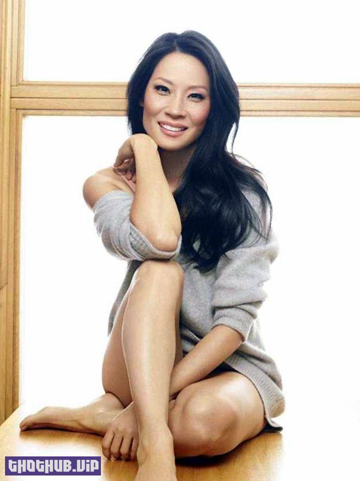 1664736354 345 Lucy Liu Sexy and Hot Feet Photo Collection