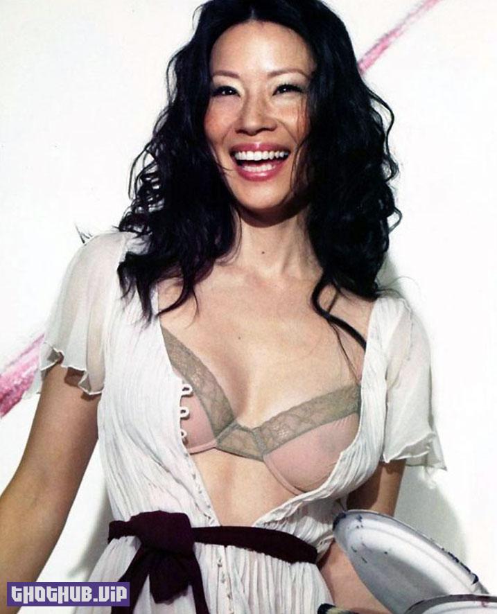 1664736376 971 Lucy Liu Sexy and Hot Feet Photo Collection