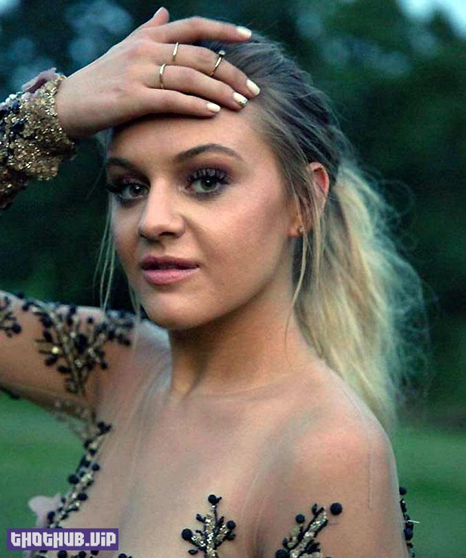 1664802788 128 Kelsea Ballerini Hot and Sexy Photo Collection
